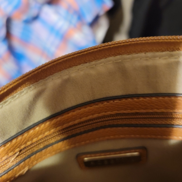 NEW NO TAGS "ROSETTI" LEATHER SMALL SATCHELL W/BUTTERFLY COLORFUL ART - Picture 6 of 9